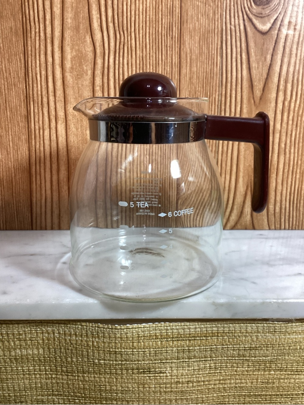 Melitta Glass Coffee/Tea Server with Dark Brown Handle and Lid